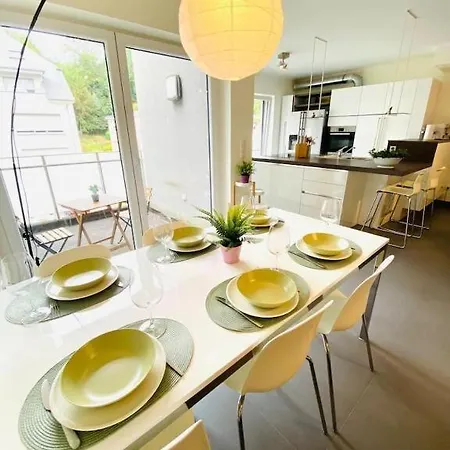 Bright And Airy 3 Bedroom With Terrace&parking Appartement Luxemburg