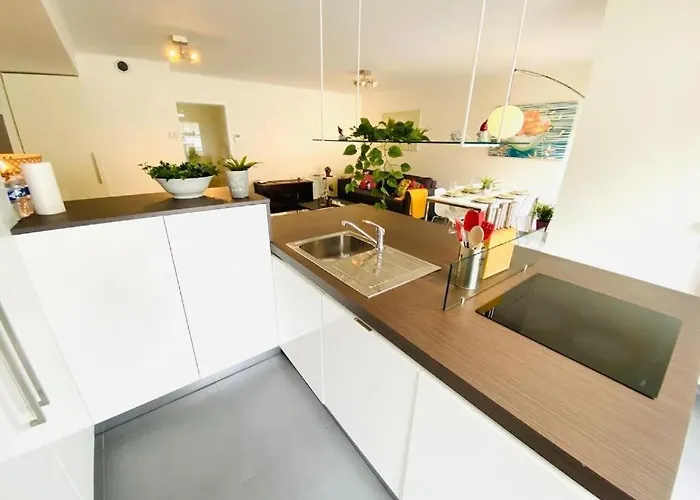 Bright And Airy 3 Bedroom With Terrace&parking Apartamento Luxemburgo