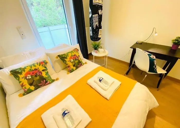 Bright And Airy 3 Bedroom With Terrace&parking