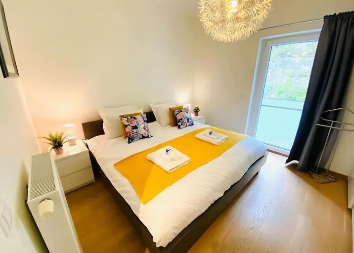 Bright And Airy 3 Bedroom With Terrace&parking * Luxemburg