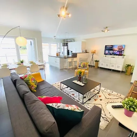 דירה Bright And Airy 3 Bedroom With Terrace&parking